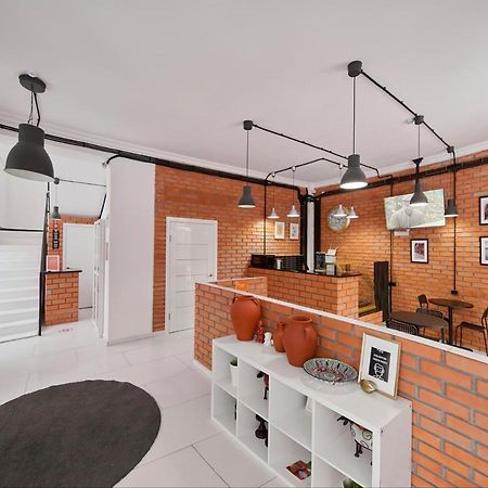 Hannah Inn Budget Hotel Astana Bagian luar foto