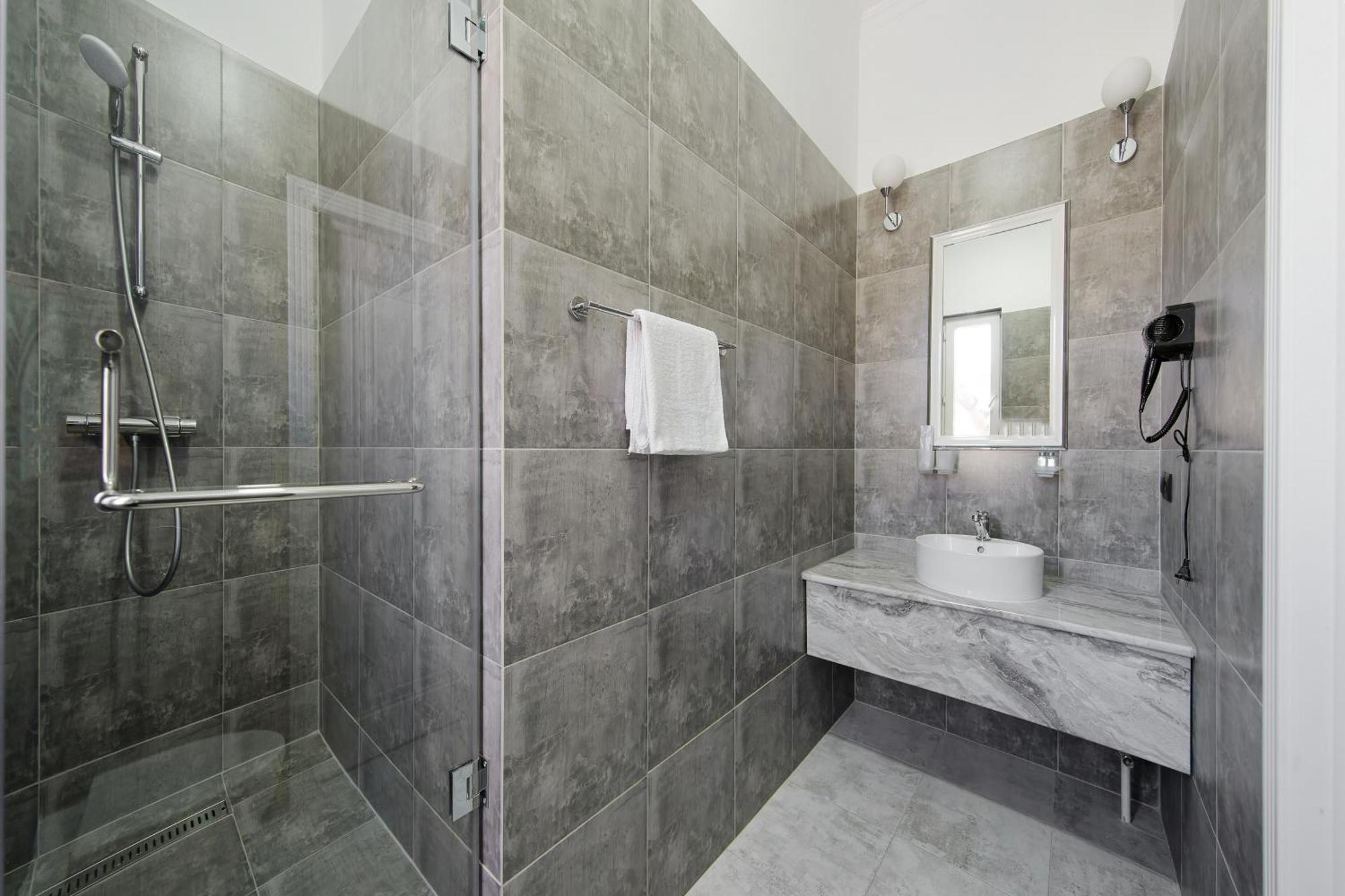 Hannah Inn Budget Hotel Astana Bagian luar foto