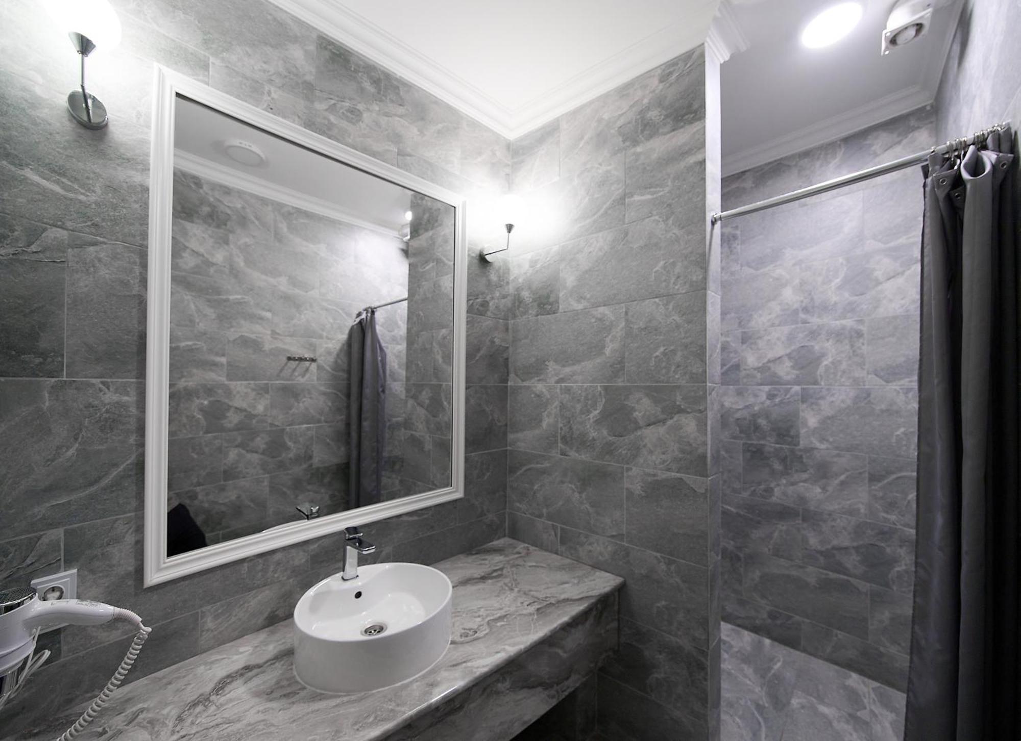 Hannah Inn Budget Hotel Astana Bagian luar foto